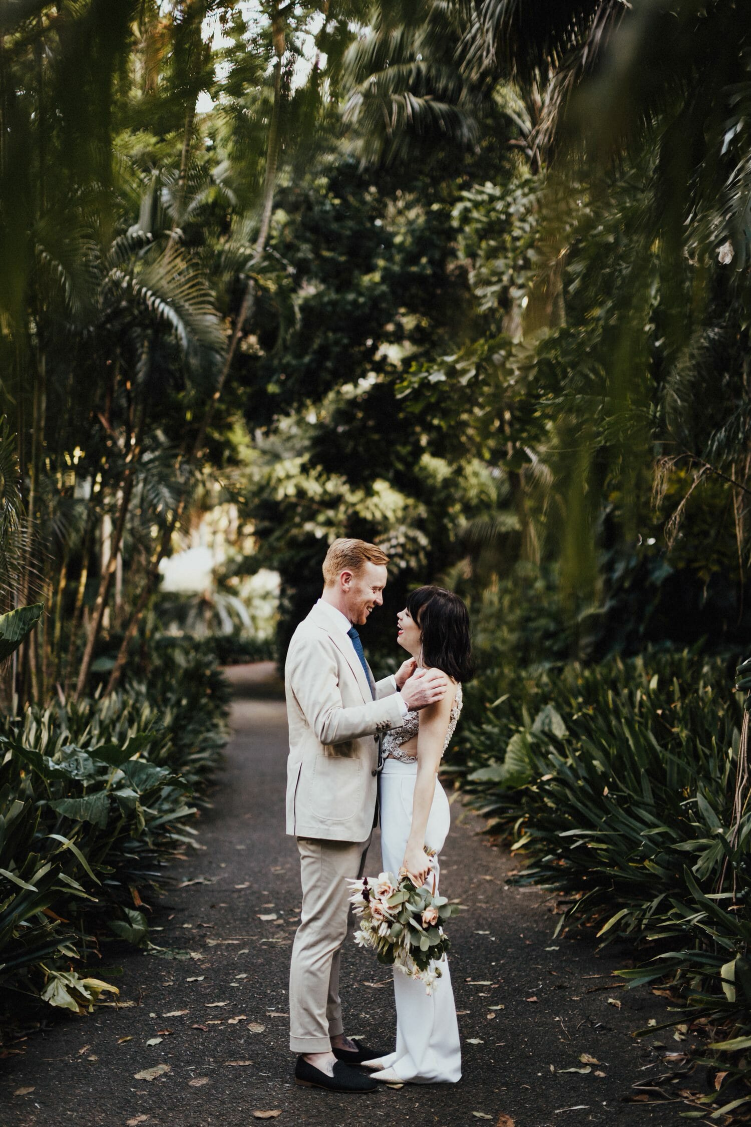 Carly + Bevan Real Wedding, Royal Botanical Gardens Sydney Wedding Photographer